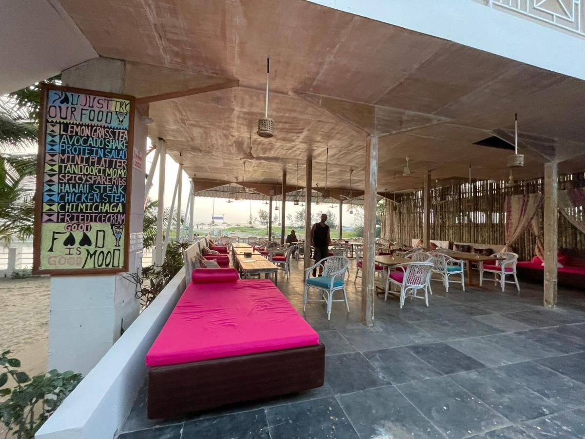 Chique Shanti Hotel 3*