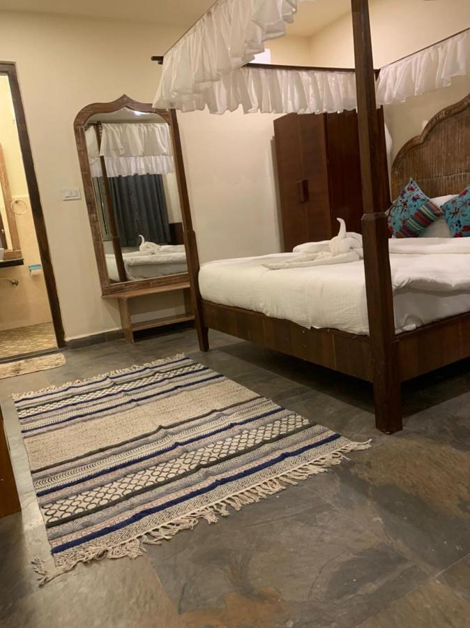 Chique Shanti Hotel 3*